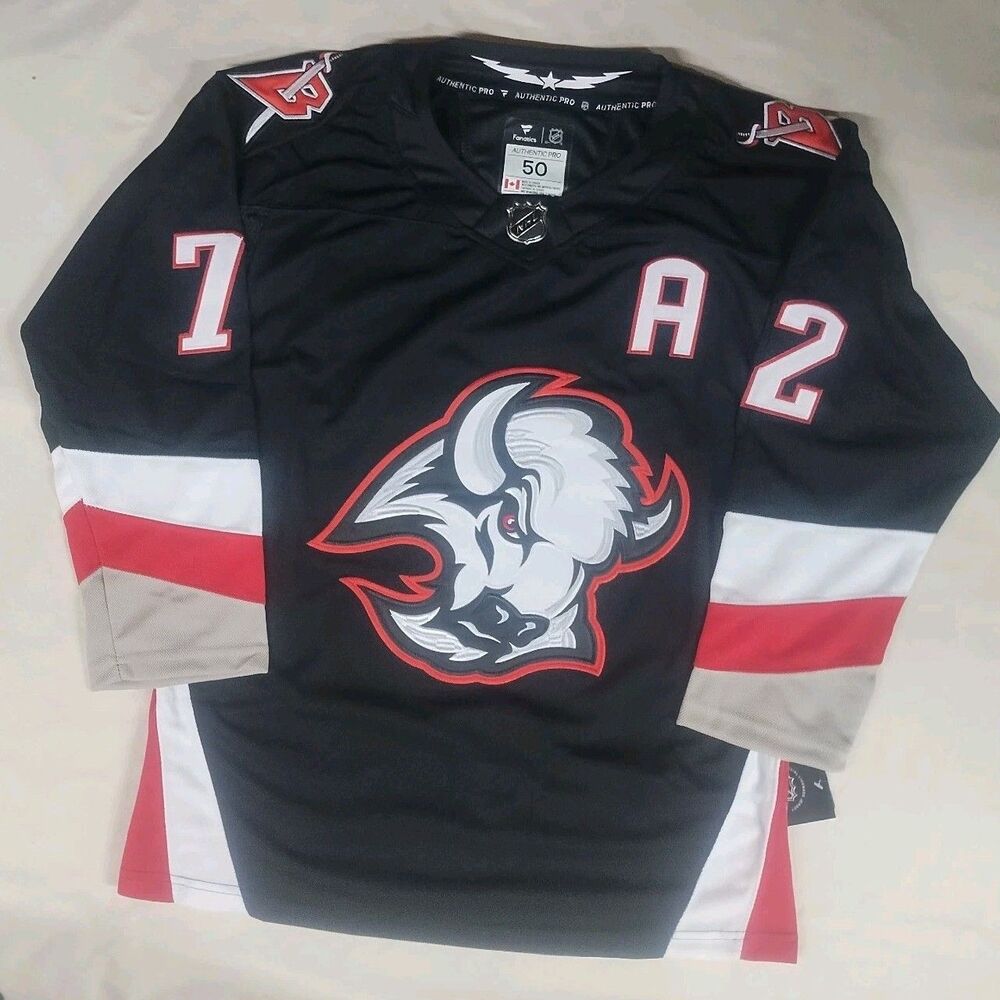 Tage Thompson #72 Buffalo Sabres Jersey Men's Size Medium 50